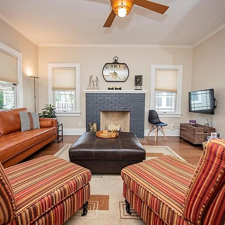The Cherry St House Near Missouri State University スプリングフィールド エクステリア 写真