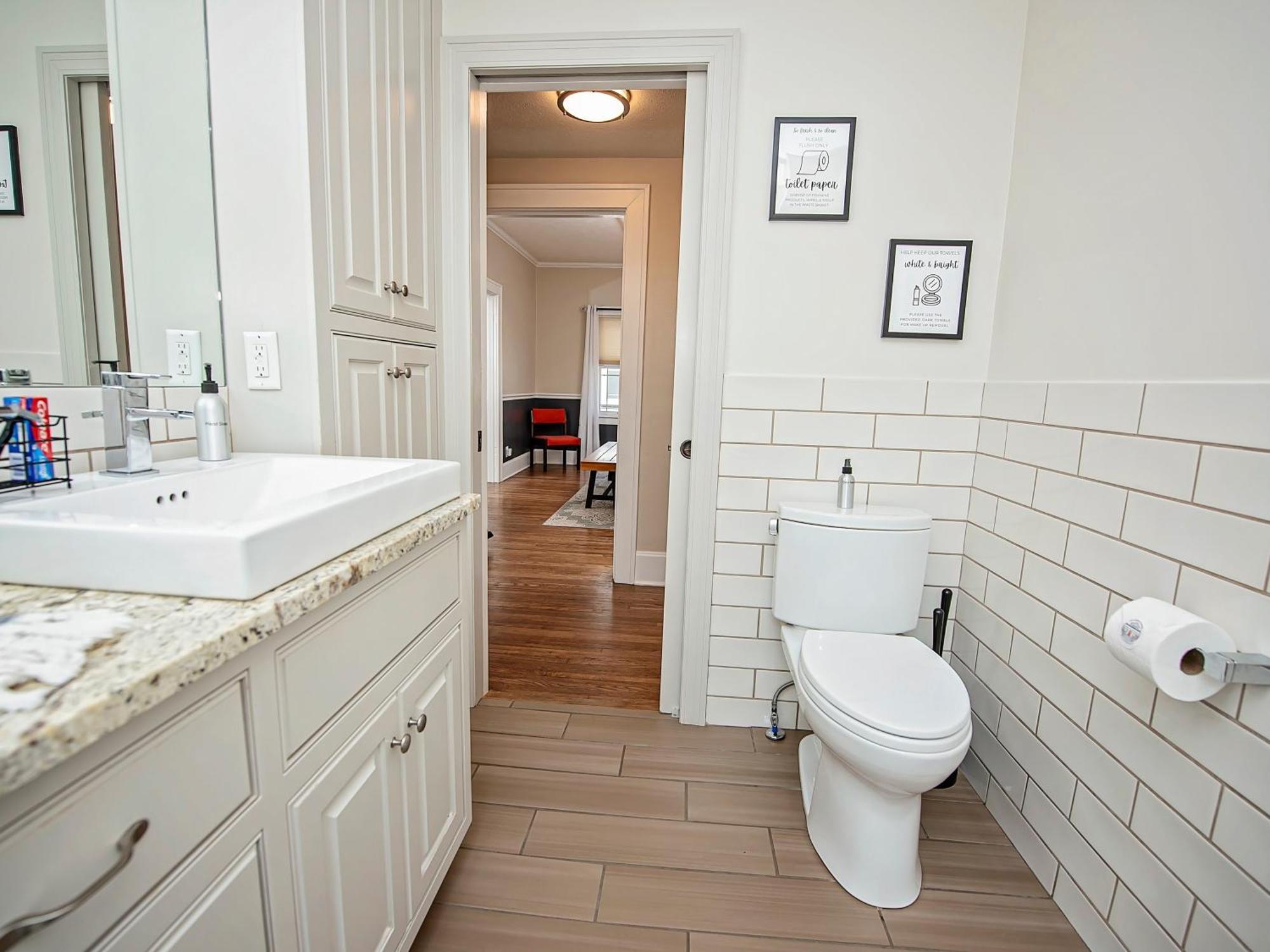 The Cherry St House Near Missouri State University スプリングフィールド エクステリア 写真