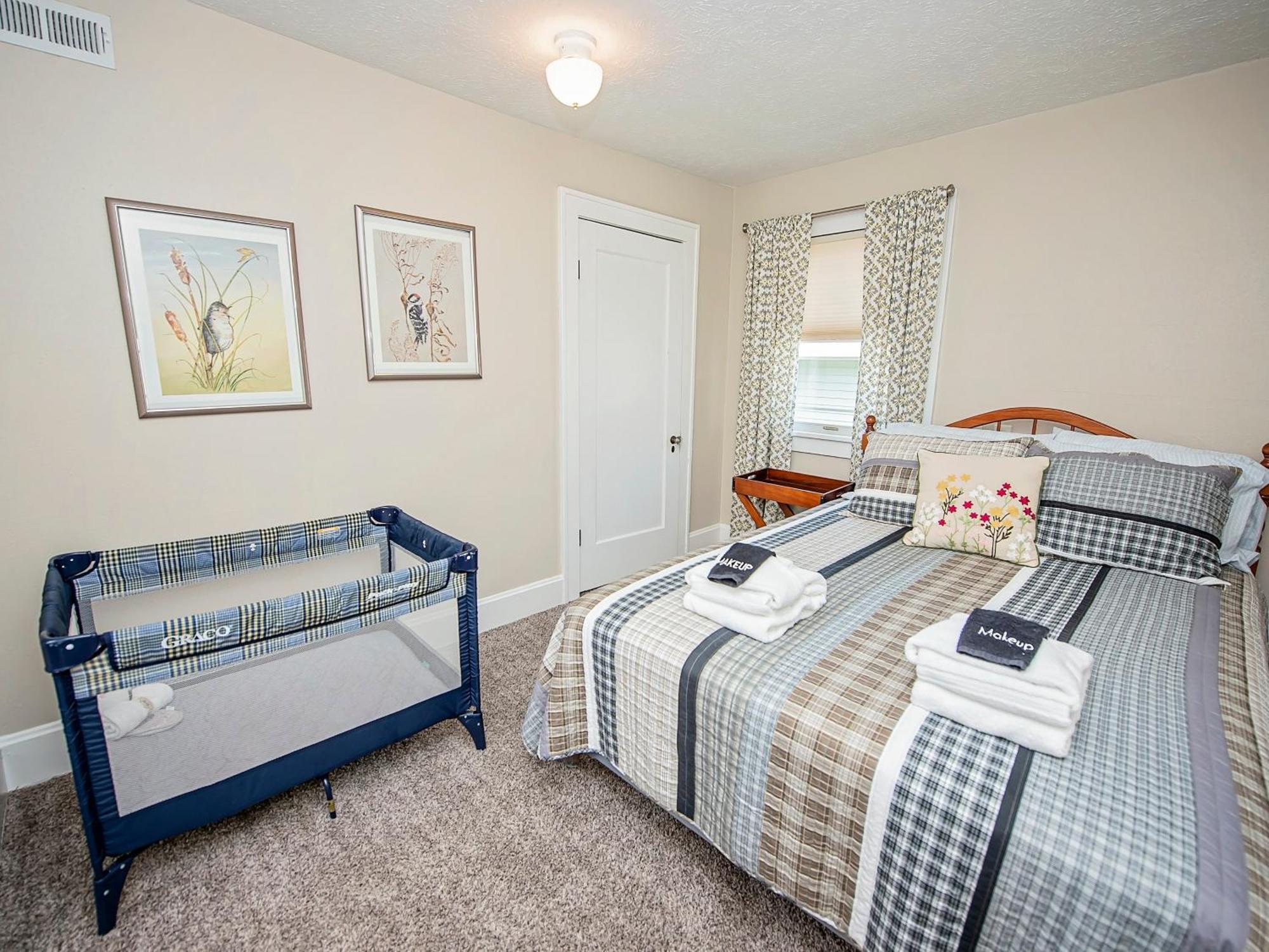 The Cherry St House Near Missouri State University スプリングフィールド エクステリア 写真
